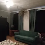 Nummen Goto, Kivenheitto Torilta Appartement
