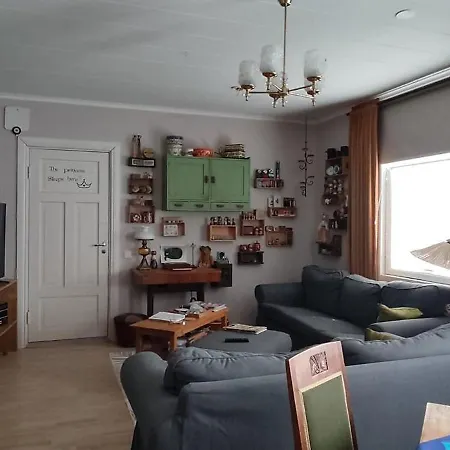 Nummen Goto, Kivenheitto Torilta