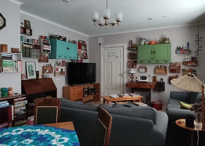 Nummen Goto, Kivenheitto Torilta